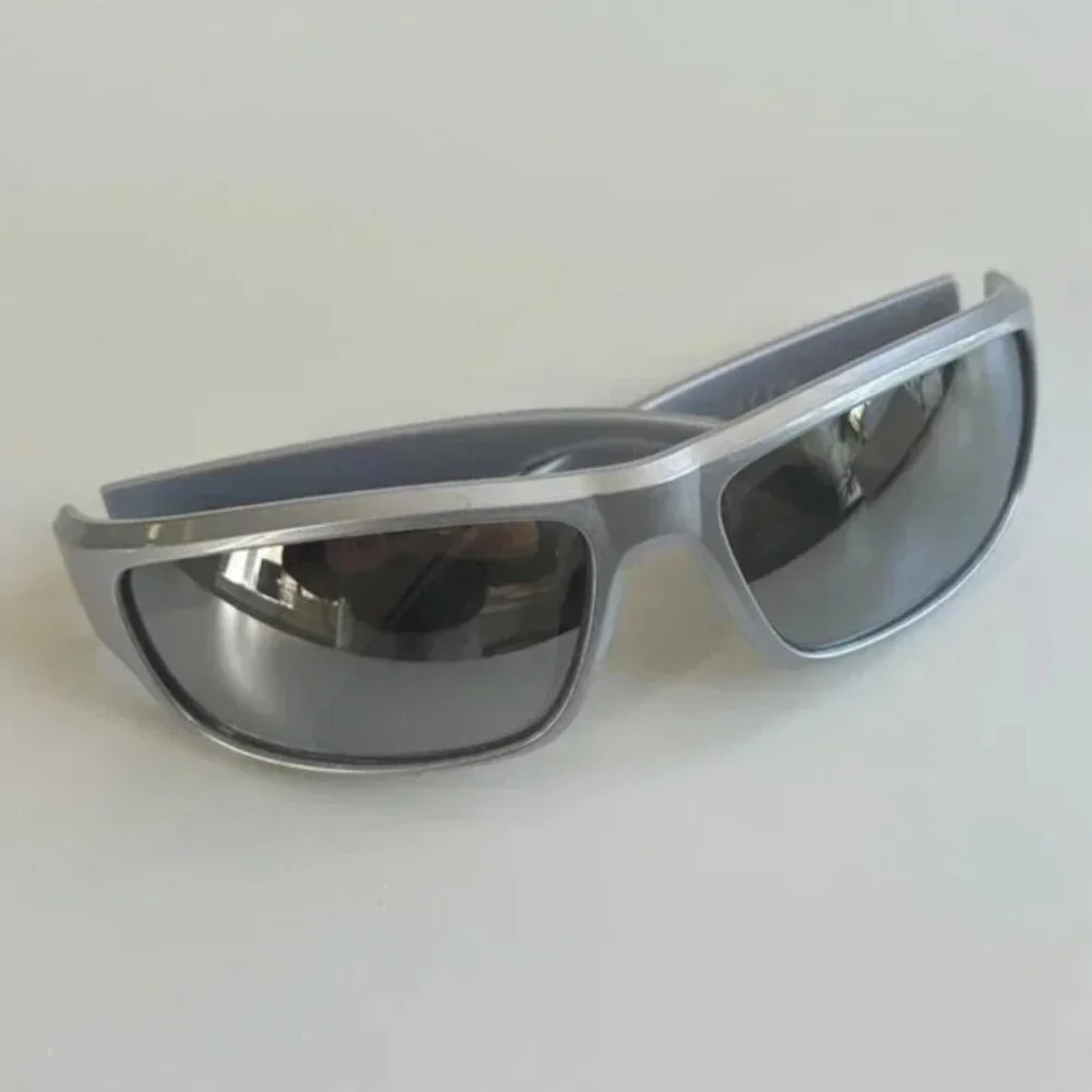y2k 2000s vintage style chrome silver surfer sunglasses